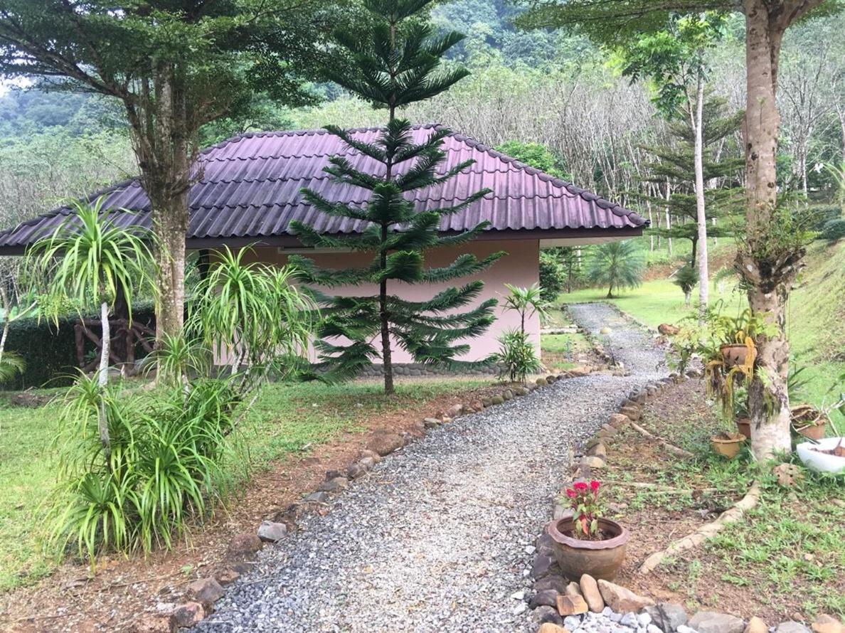 Khao Sok Hill Top Resort Khao Sok National Park Exteriör bild